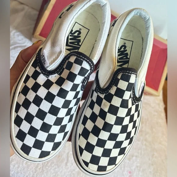 Vans Classic Slip-On Checkerboard Shoe - Picture 3 of 9
